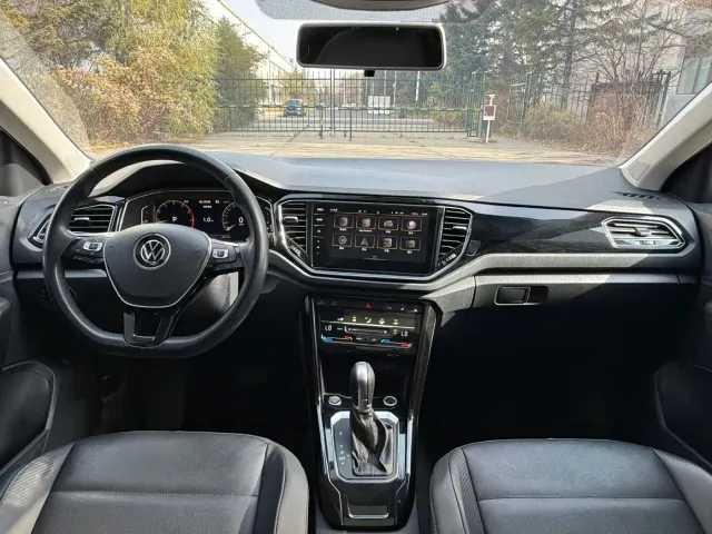 Volkswagen T-Roc — Фото автомобиля 20