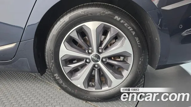 Kia K8 K8 Hybrid — Фото автомобиля 6