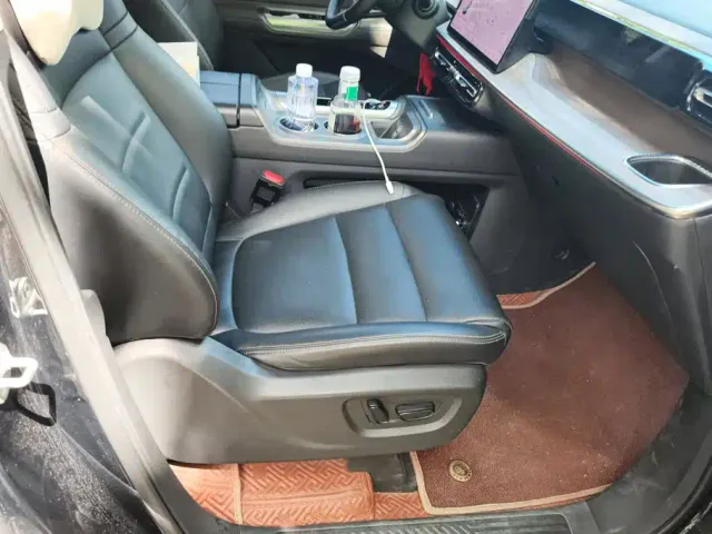 GAC Trumpchi E8 — Фото автомобиля 8