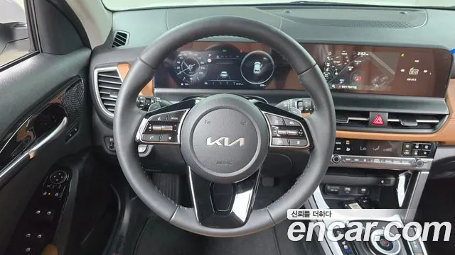 Kia Seltos Бензин 1.6 турбо 2WD — Фото автомобиля 15