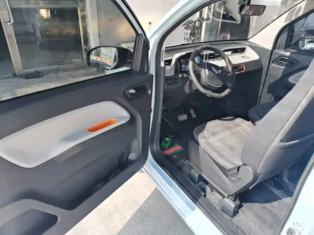 Wuling Hongguang Mini EV — Фото автомобиля 15