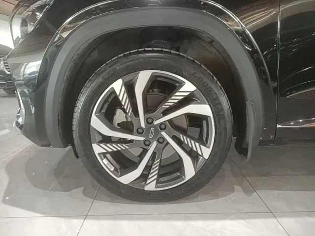 Geely Xingyue L — Фото автомобиля 22