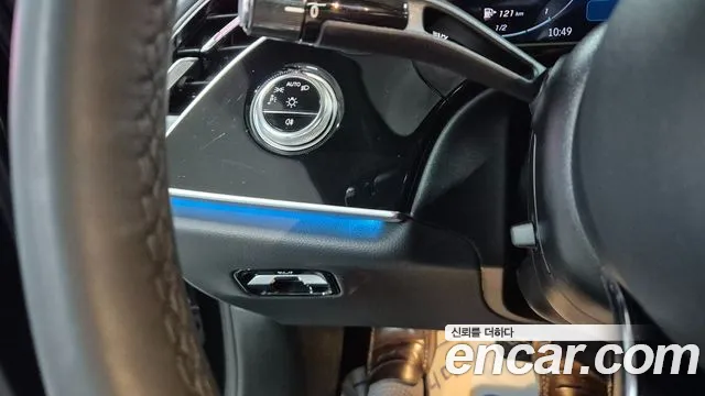 Mercedes-Benz E-Class — Фото автомобиля 10