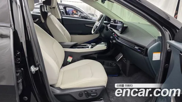 Kia EV6 New — Фото автомобиля 12