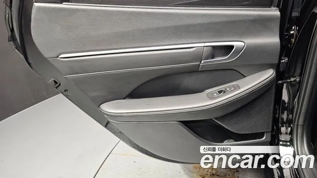 Hyundai Sonata — Фото автомобиля 14