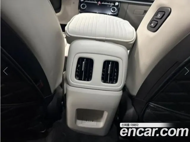 Hyundai Tucson NX4 — Фото автомобиля 8