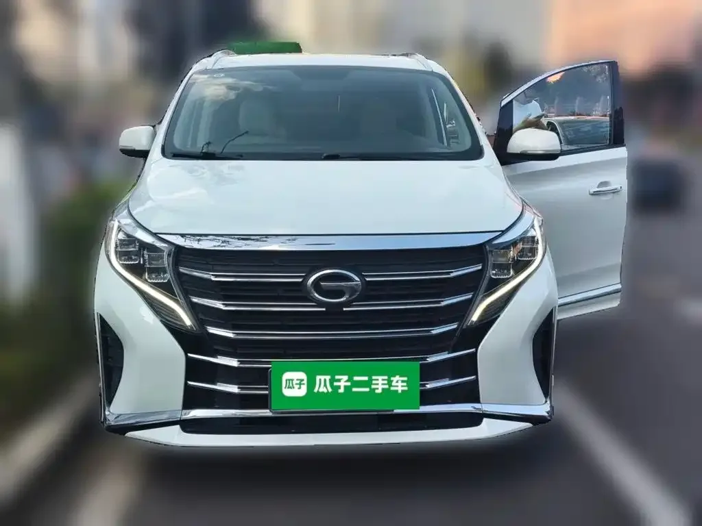 GAC Trumpchi Trumpchi M8 2021 Facelift Leading Series 390T Luxury Edition — Фото автомобиля 23