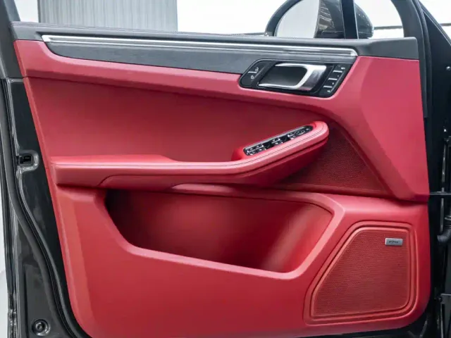 Porsche Macan — Фото автомобиля 21
