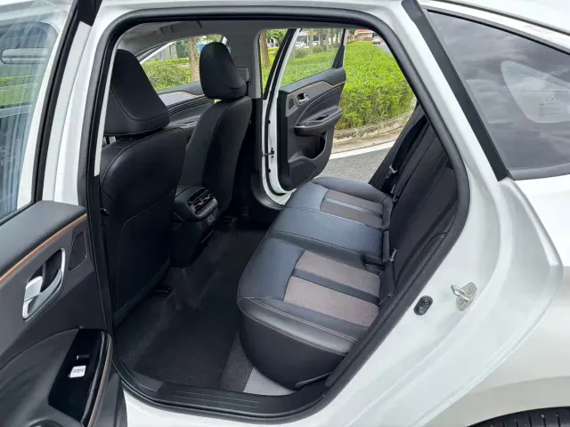 GAC Aion S Plus — Фото автомобиля 8