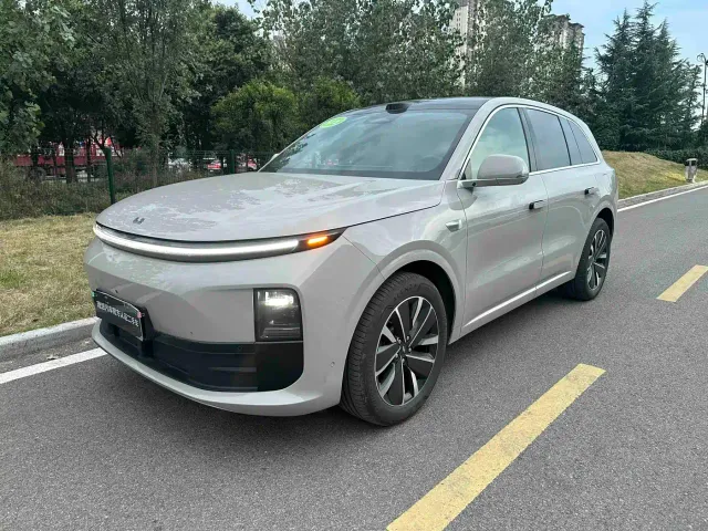Фотография автомобиля — Li Auto L6
