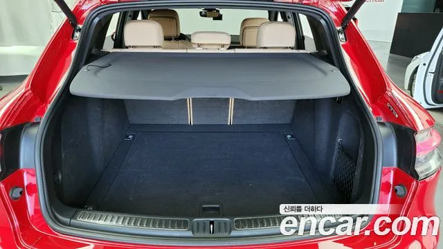 Porsche Macan — Фото автомобиля 20