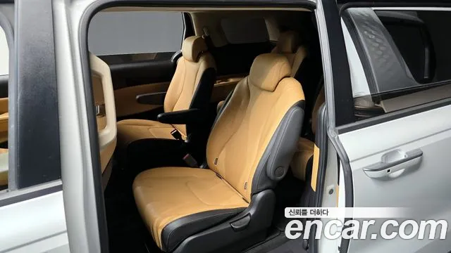 Kia Canival Carnival 4 поколение 9 мест Prestige — Фото автомобиля 11