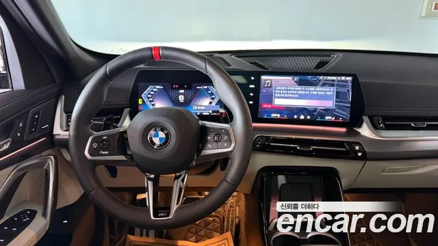 BMW X1 U11 — Фото автомобиля 12