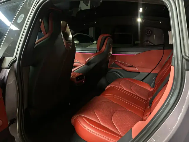 Xiaomi SU7 — Фото автомобиля 9