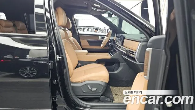 Hyundai Santafe Santa Fe (MX5) Бензин 2.5T 2WD — Фото автомобиля 9