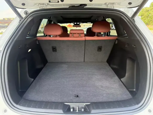 Changan CS75 Plus — Фото автомобиля 9