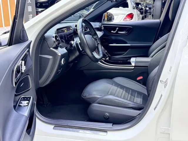 Mercedes-Benz C-Class — Фото автомобиля 4