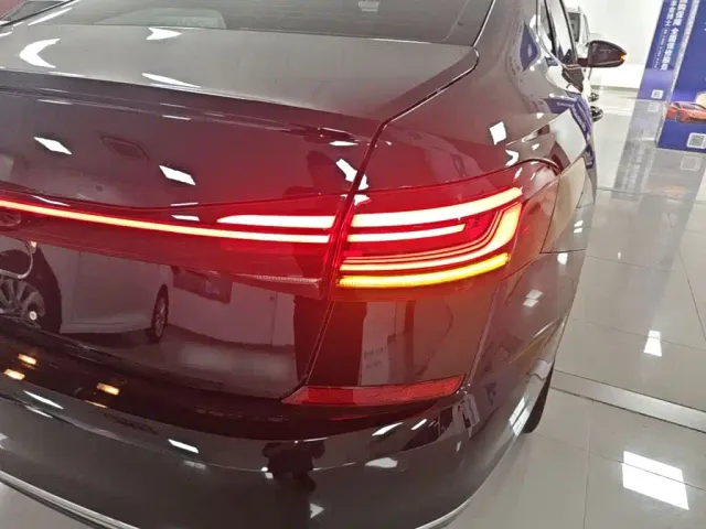 Volkswagen Passat — Фото автомобиля 7