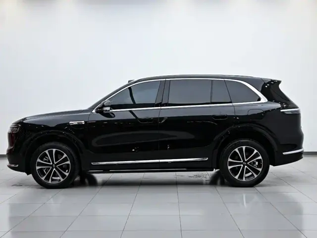 Aito M7 — Фото автомобиля 5