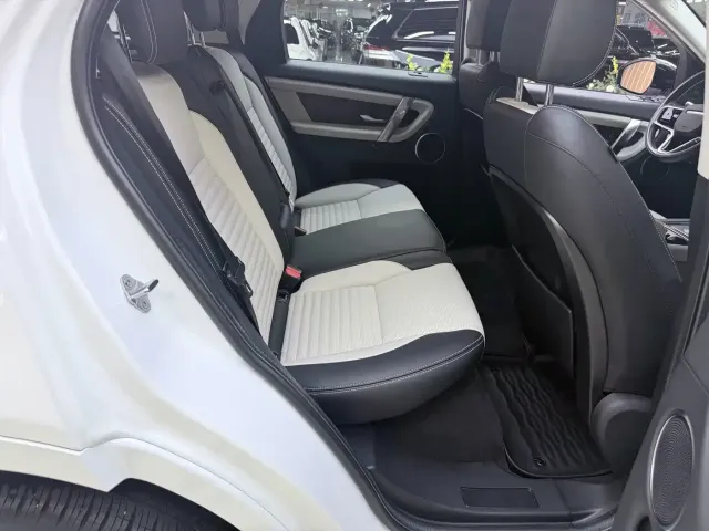 Land Rover Land Rover Discovery Sport PHEV 2022 Facelift P300e Plug-in Hybrid — Фото автомобиля 10