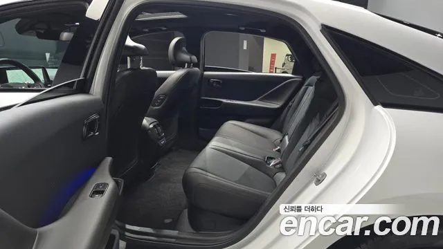 Hyundai Ioniq 6 New — Фото автомобиля 17