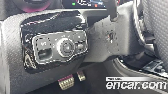 Mercedes-Benz A-Class W177 — Фото автомобиля 18