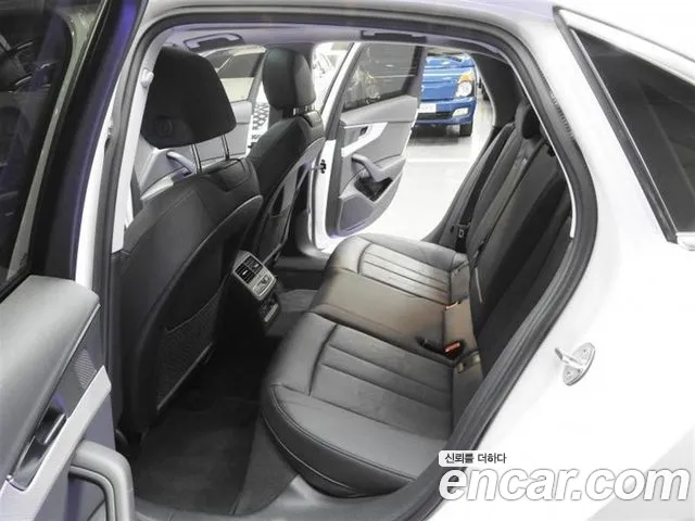 Audi A4 — Фото автомобиля 14