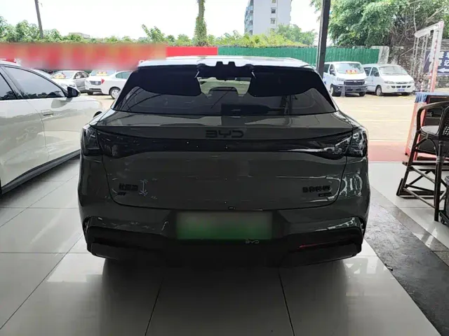 BYD Seal 06 GT — Фото автомобиля 5