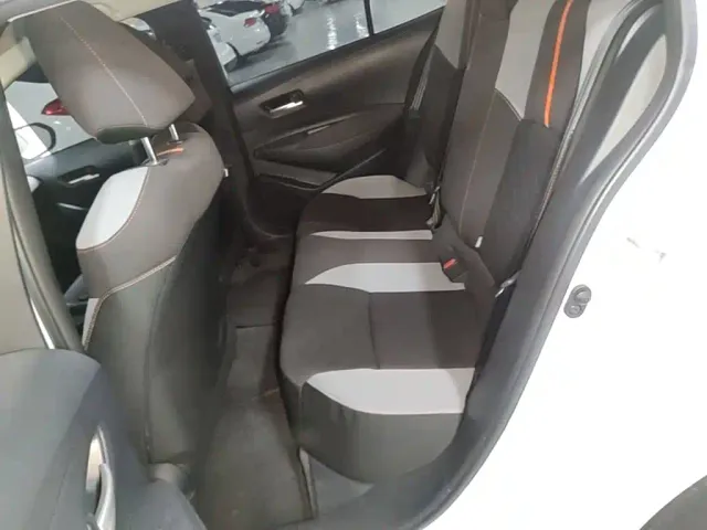 Toyota Corolla — Фото автомобиля 12