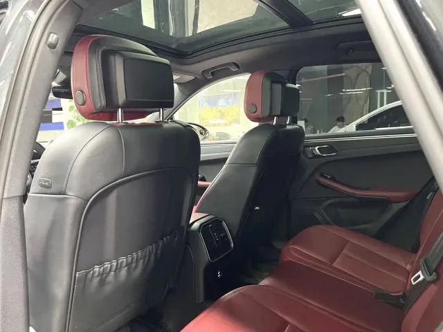 Porsche Macan — Фото автомобиля 7