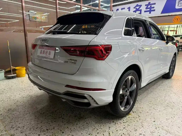 Audi Q3 — Фото автомобиля 6