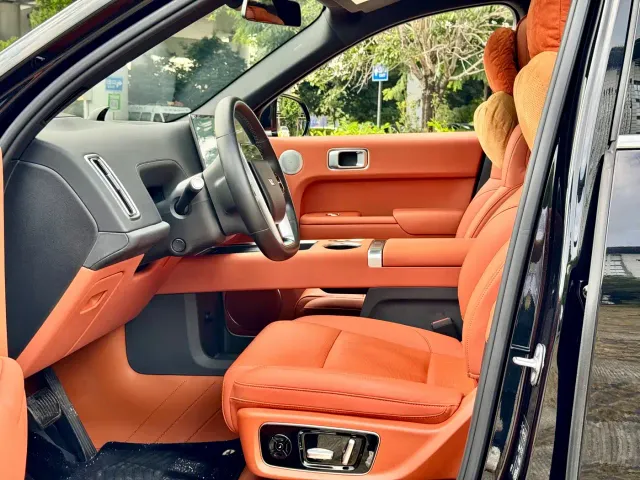 Li Auto L9 — Фото автомобиля 4