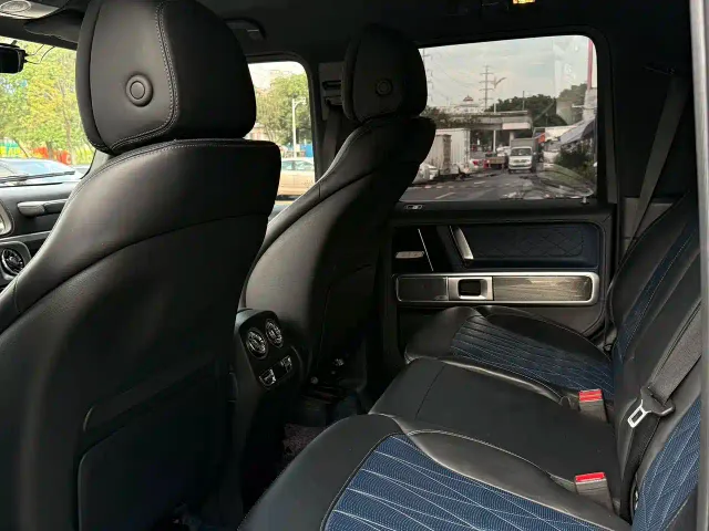 Mercedes-Benz G-Class — Фото автомобиля 9