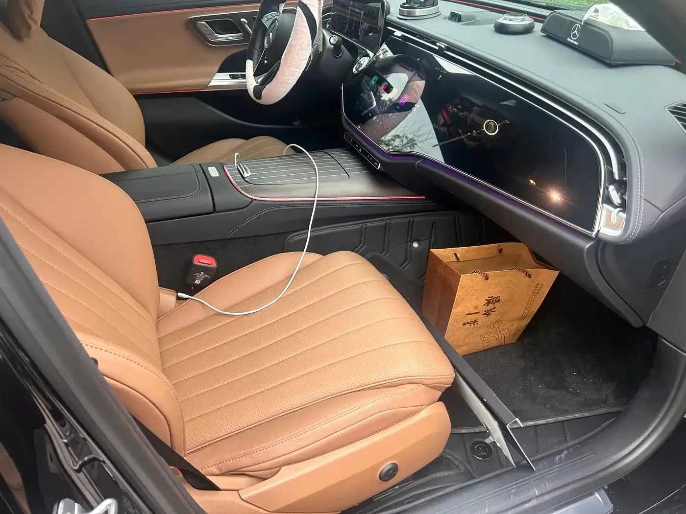 Mercedes-Benz Mercedes-Benz E-Class — Фото автомобиля 9