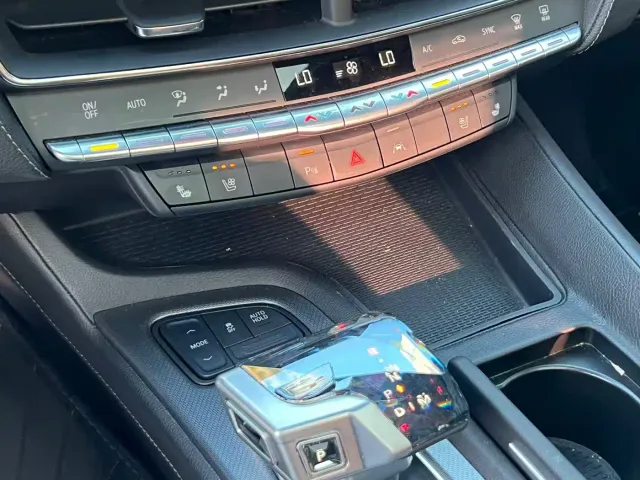 Cadillac CT5 — Фото автомобиля 13