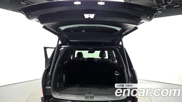 Hyundai Santa Fe — Фото автомобиля 24