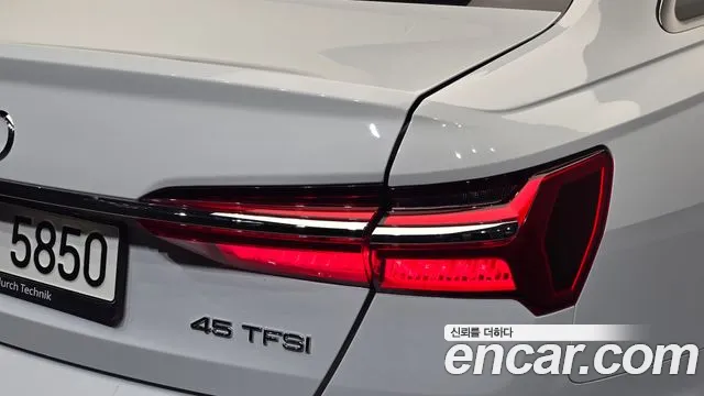 Audi A6 C8 — Фото автомобиля 8