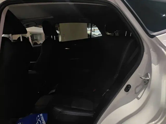 Toyota Venza — Фото автомобиля 16