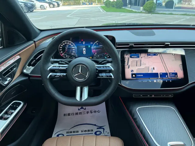 Mercedes-Benz E-Class — Фото автомобиля 12