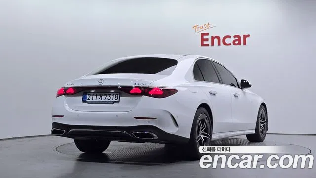 Mercedes-Benz E-Class W214 — Фото автомобиля 2