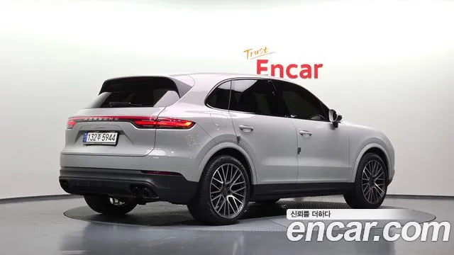 Porsche Cayenne PO536 — Фото автомобиля 2