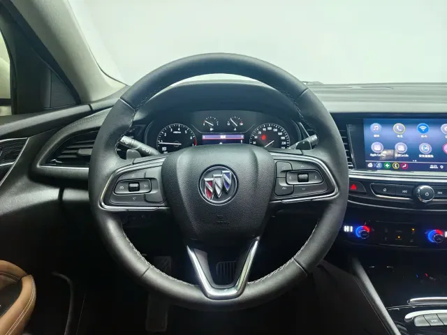 Buick Regal — Фото автомобиля 14