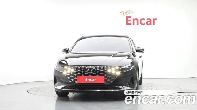 Hyundai Grandeur Grandeur (New) — Фото автомобиля 3