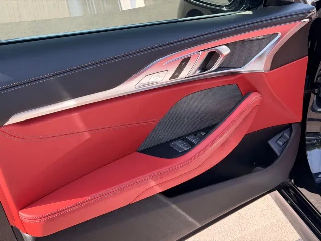 BMW 8 Series — Фото автомобиля 11