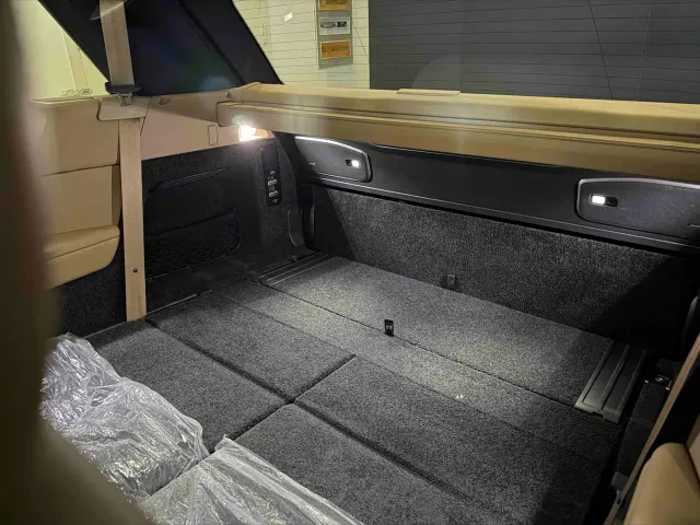 Land Rover Range Rover — Фото автомобиля 19