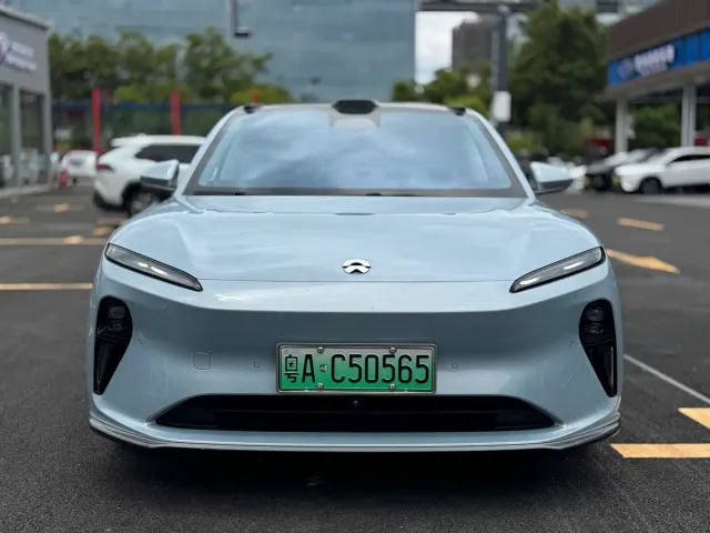 Nio ET5 — Фото автомобиля 2