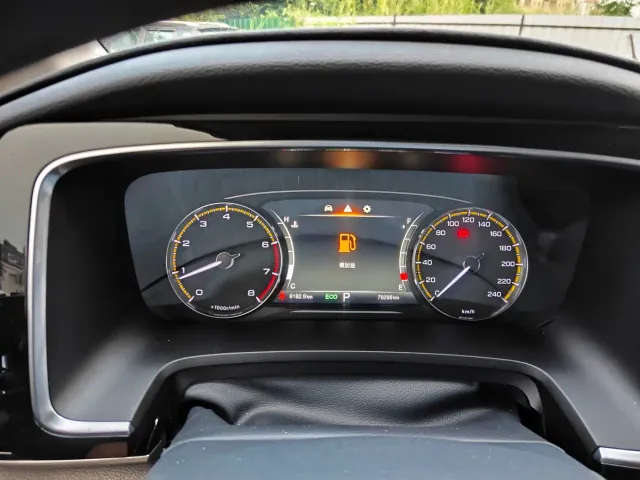 GAC Trumpchi M8 — Фото автомобиля 11