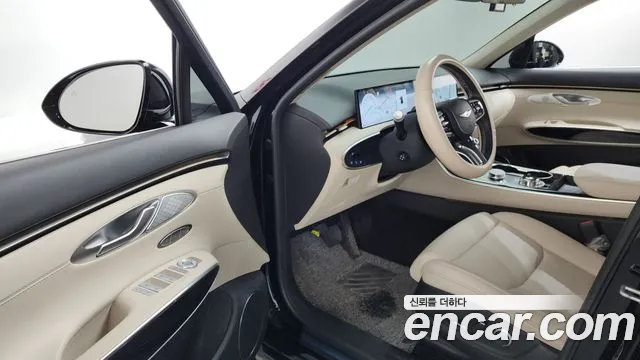 Genesis GV70 2.5T Бензин 2WD — Фото автомобиля 10