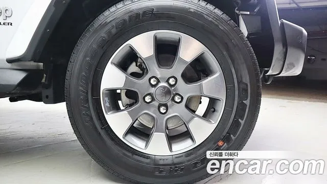 Jeep Wrangler JL — Фото автомобиля 7