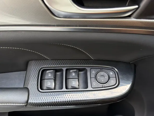 Haval M6 — Фото автомобиля 16